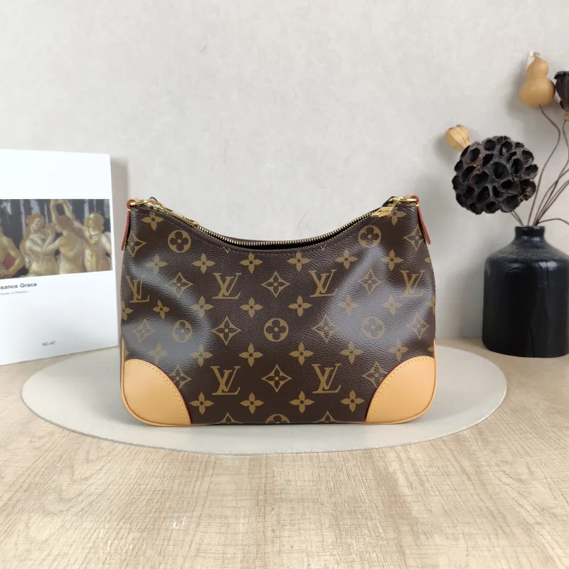 Louis Vuitton Crossbody Bag Boulogne PVC Small26 × 9.5 × 16 cm