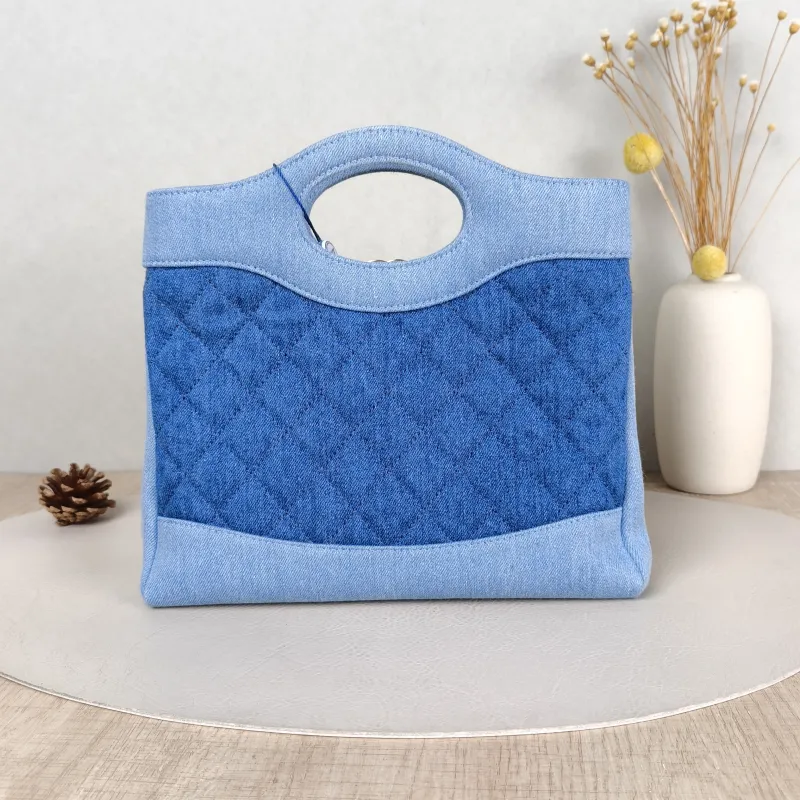 Chanel Crossbody Bag 31Bag Navy Blue Mini 23 × 5.5 × 22 cm — cover view 2 of 5