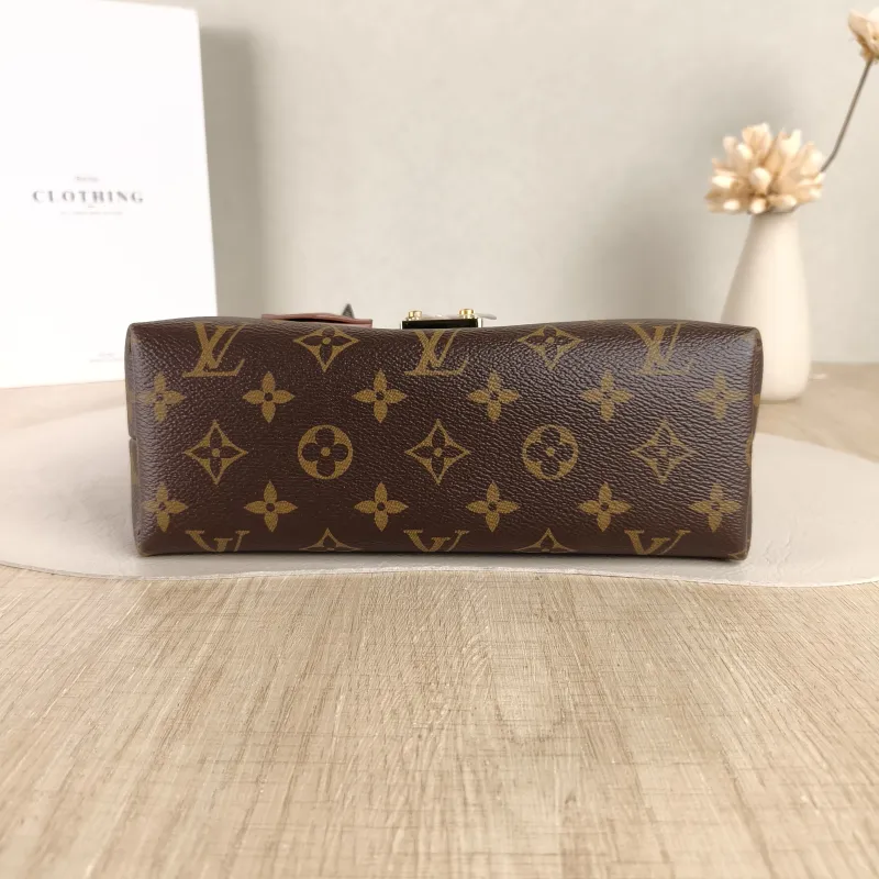 Louis Vuitton Crossbody Bag MADELEINE PVC · Calfskin BB 24.5 × 8 × 16 cm — cover view 4 of 5