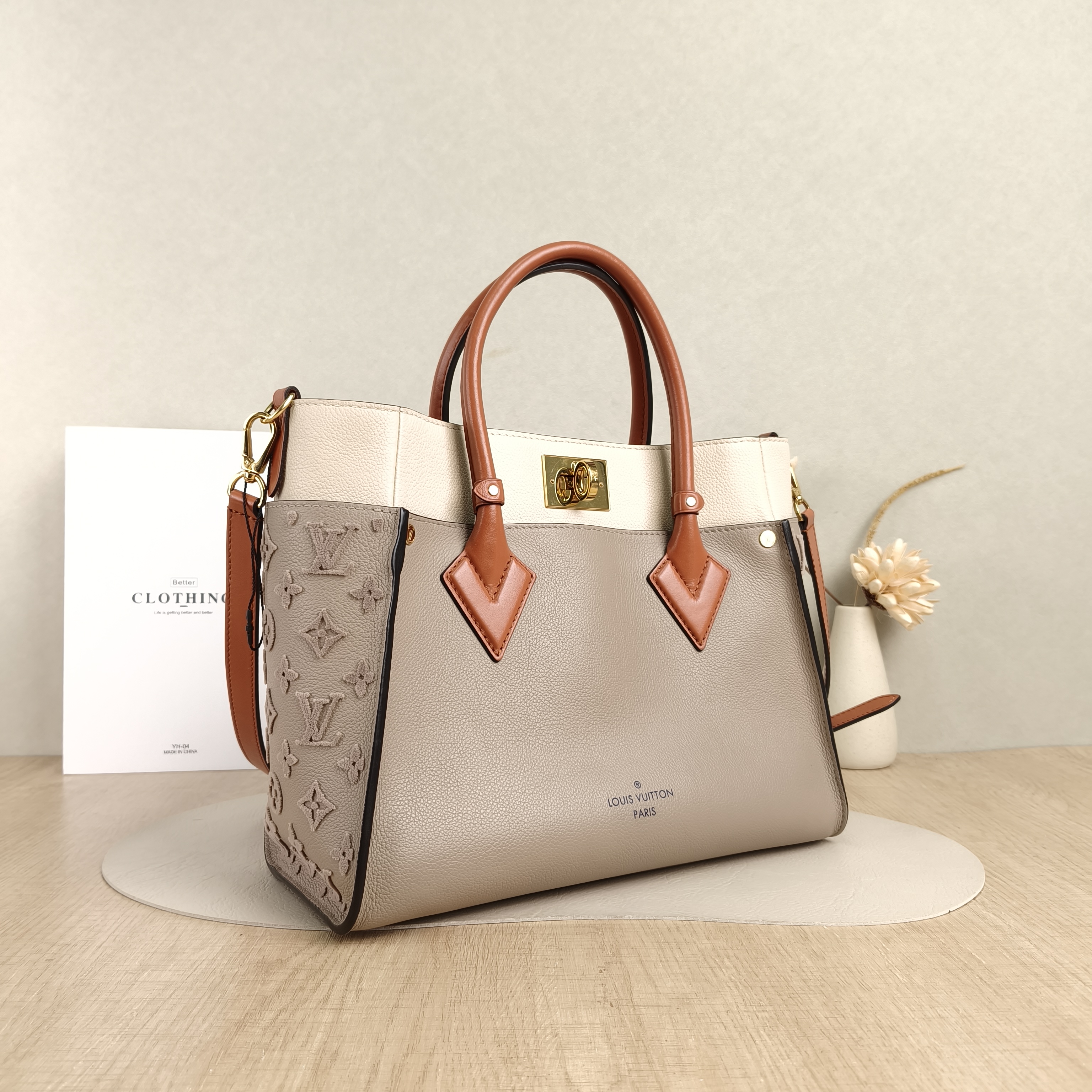 Louis Vuitton Top Handle Bag On My Side Colorblock Calfskin Medium30.5 × 14 × 24.5 cm — cover view 4 of 5