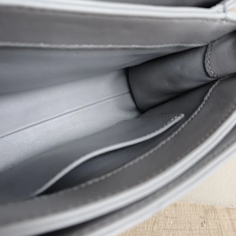 Chanel Crossbody Bag Grey Lambskin One Size 20 × 9 × 13.5 cm — detail view 1 of 10