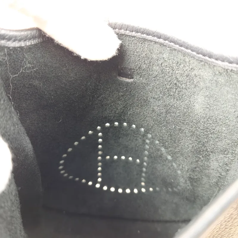 Hermès Crossbody Bag Evelyne Mini 16 Mini 16 Black TC Calfskin Mini 17 × 5.5 × 18 cm U — detail view 2 of 12