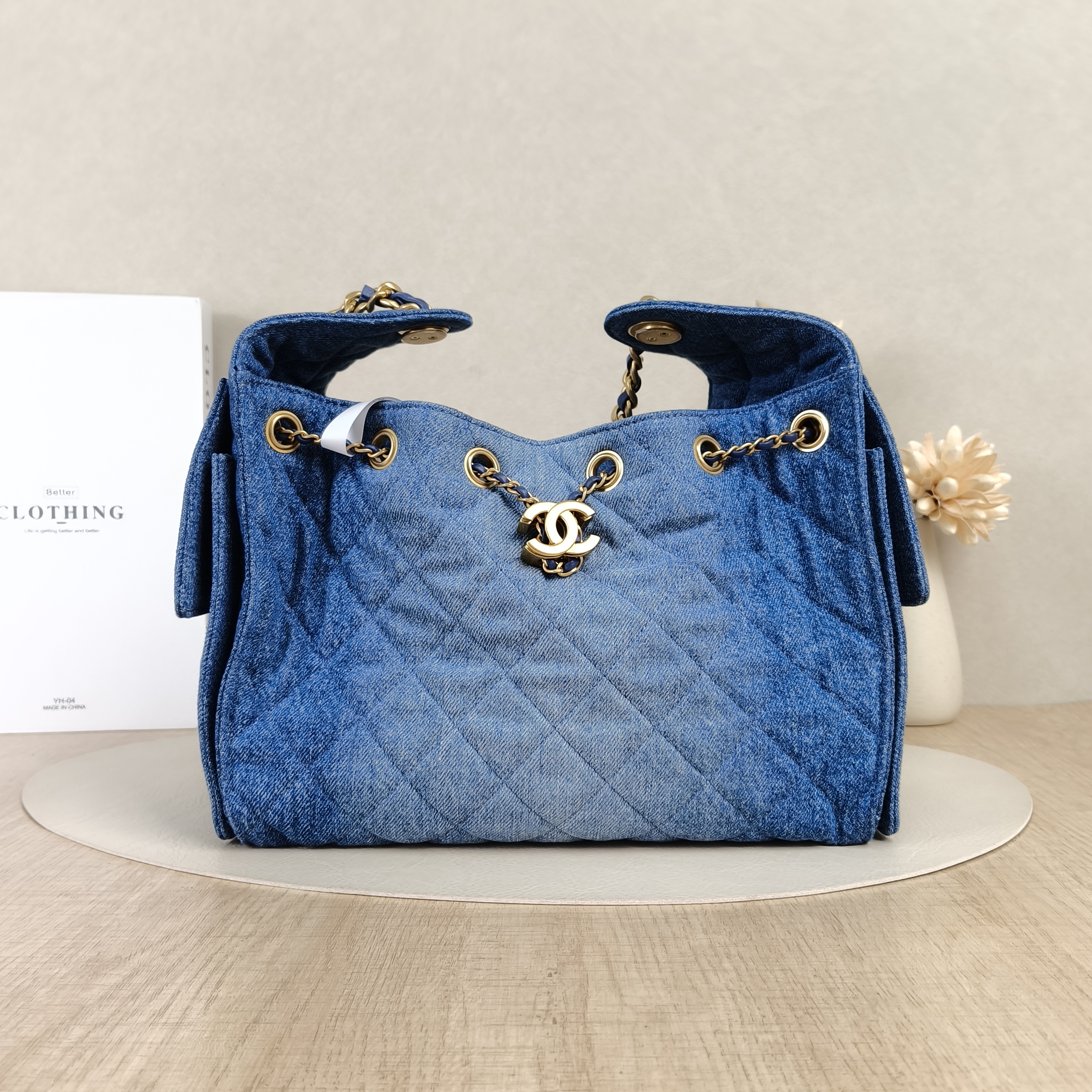 Chanel Shoulder Bag25Bag Small23 × 14 × 23 cm