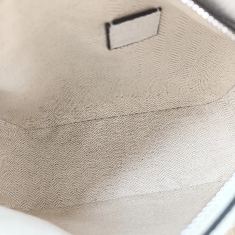LOEWE Crossbody Bag Puzzle White Calfskin Mini 18 × 8 × 12.5 cm — detail view 7 of 13