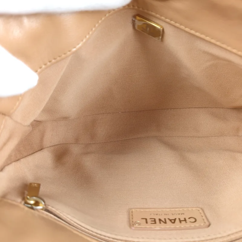 Chanel Shoulder Bag Supple Twins Hobo Calfskin Small 24.5 × 5 × 19 cm — detail view 15 of 17
