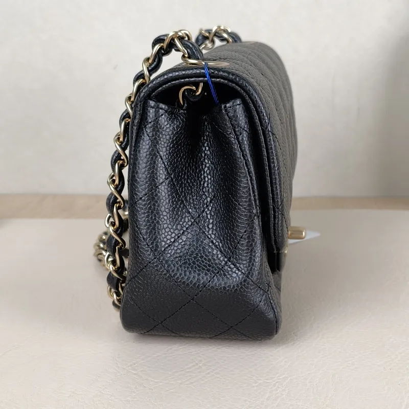 Chanel Crossbody Bag Classic Flap Mini CF Mini Black Grained Calfskin17 × 8 × 13.5 cm — detail view 3 of 14