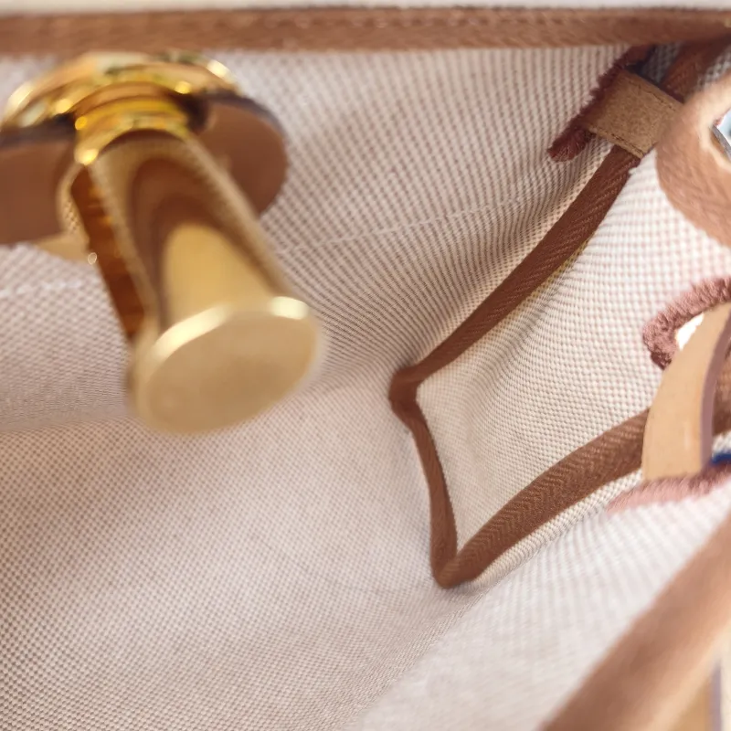 Hermès Shoulder Bag Herbag Zip 20 Beige Brown Calfskin，Canvas Mini 20 × 7 × 17 cm K — detail view 2 of 13