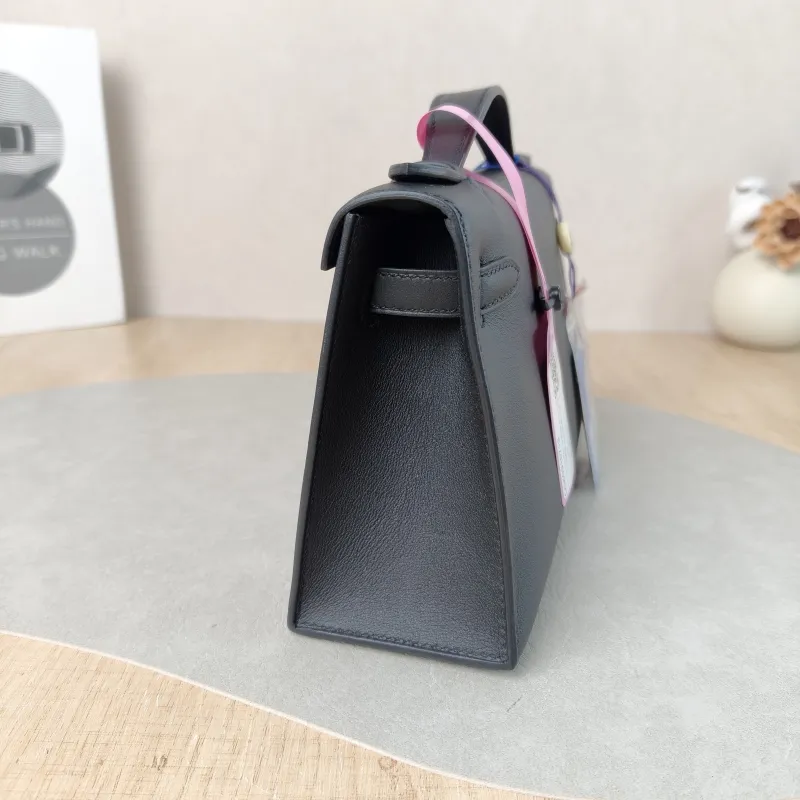 Hermès Top Handle Bag Mini kelly 89Black Swift Calfskin One Size 22 × 7 × 13 cm B — detail view 9 of 10