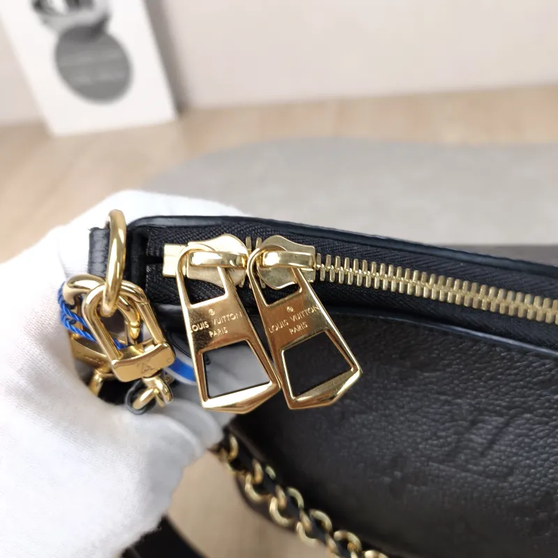 Louis Vuitton Crossbody Bag Boulogne Black Empreinte Embossed Calfskin Small26 × 9.5 × 16 cm — detail view 2 of 15