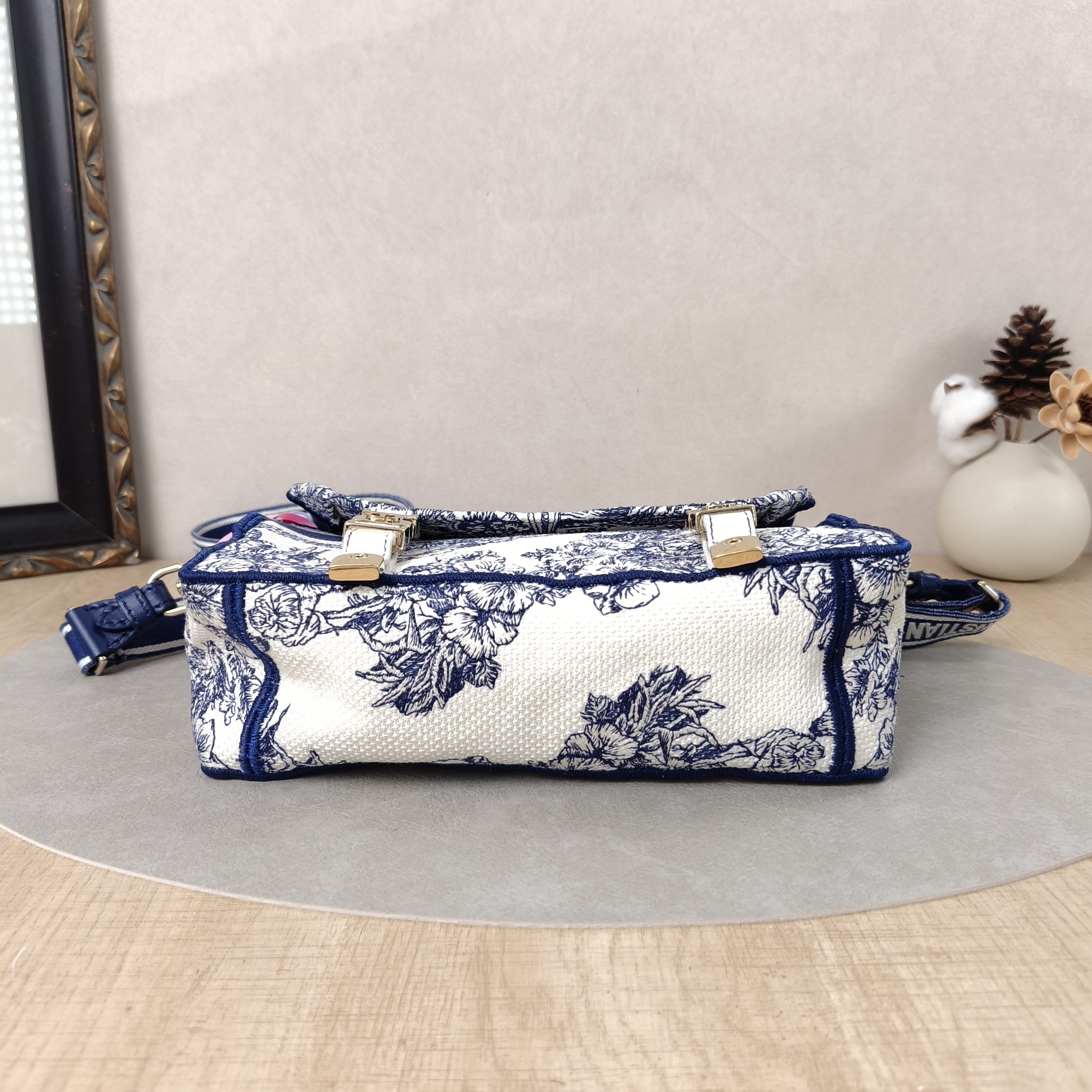 DIOR Crossbody Bag camp Messenger Bag Canvas Blue Medium29 × 12 × 22 cm — cover view 2 of 5
