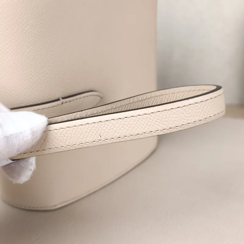 Moynat Top Handle Bag Madeleine Pink Calfskin One Size 17 × 12 × 14 cm — detail view 3 of 10