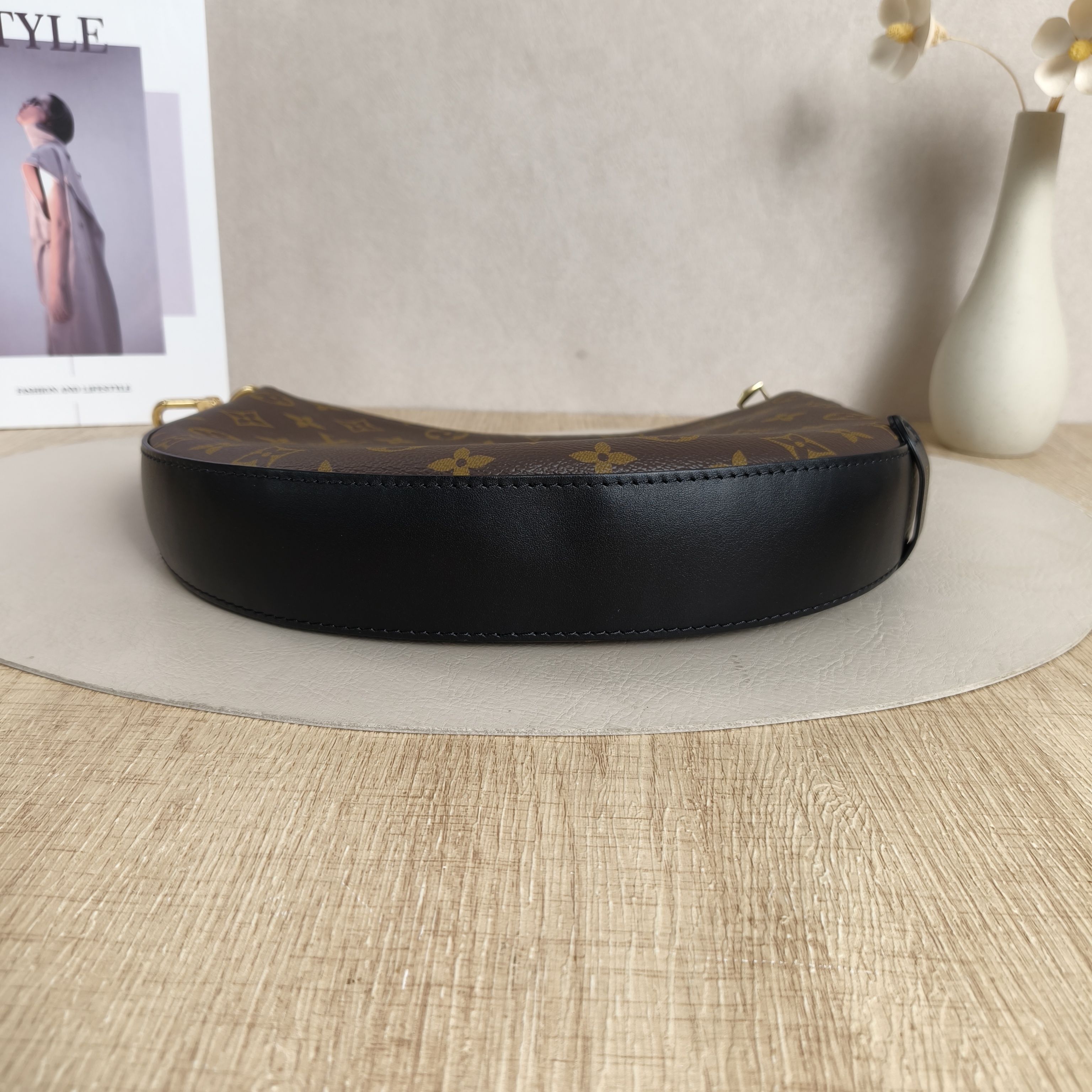 Louis Vuitton Shoulder Bag COOKIE Monogram PVCBB28.5 × 5 × 19 cm — cover view 11 of 11