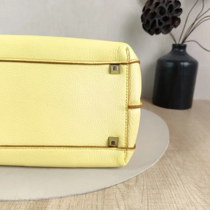 MCM Shoulder Bag Tote Bag Yellow One Size30 × 14 × 21 cm — detail view 11 of 12