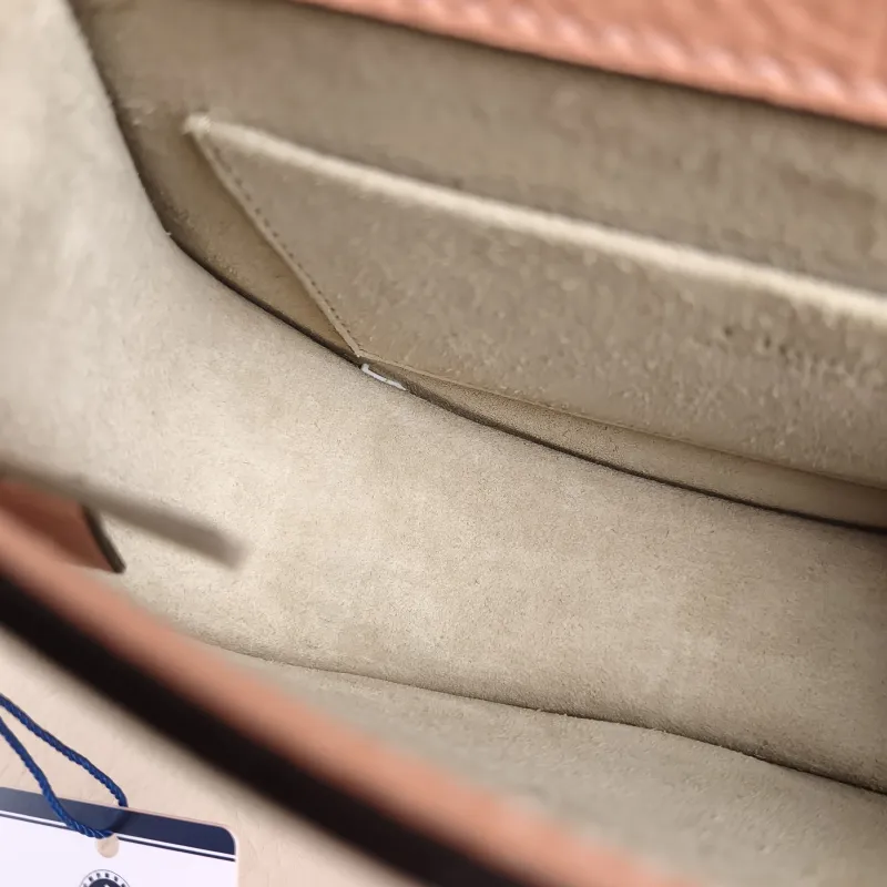 Chloé Crossbody Bag nile Top Handle Crossbody Bag Pink Calfskin 19 × 5 × 15.5 cm — detail view 9 of 10