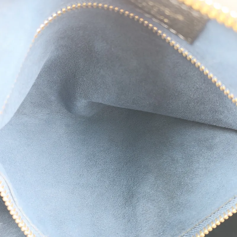 Louis Vuitton Crossbody Bag Carryall Black Calfskin Small29.5 × 12 × 24 cm — detail view 7 of 10