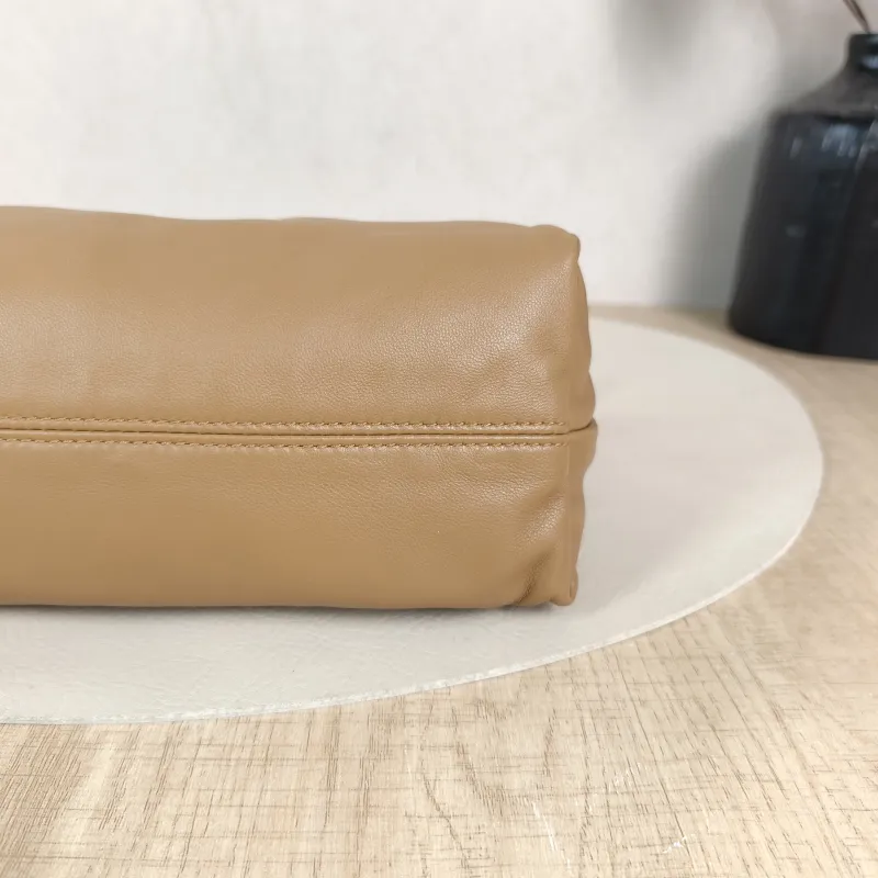 Miumiu Shoulder Bag Aventure Shoulder Bag Caramel Lambskin 22 × 9 × 11 cm — detail view 6 of 11