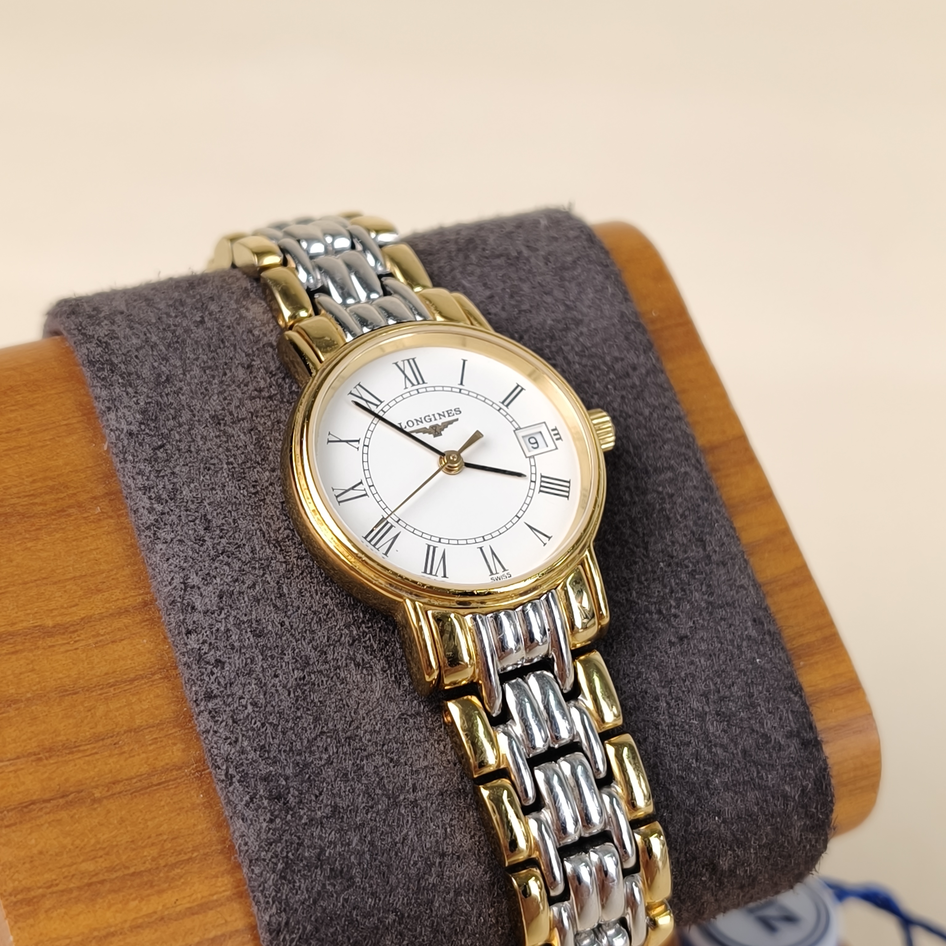 LONGINES Watch Collection Watch White One Size 22.5mm — cover view 7 of 9