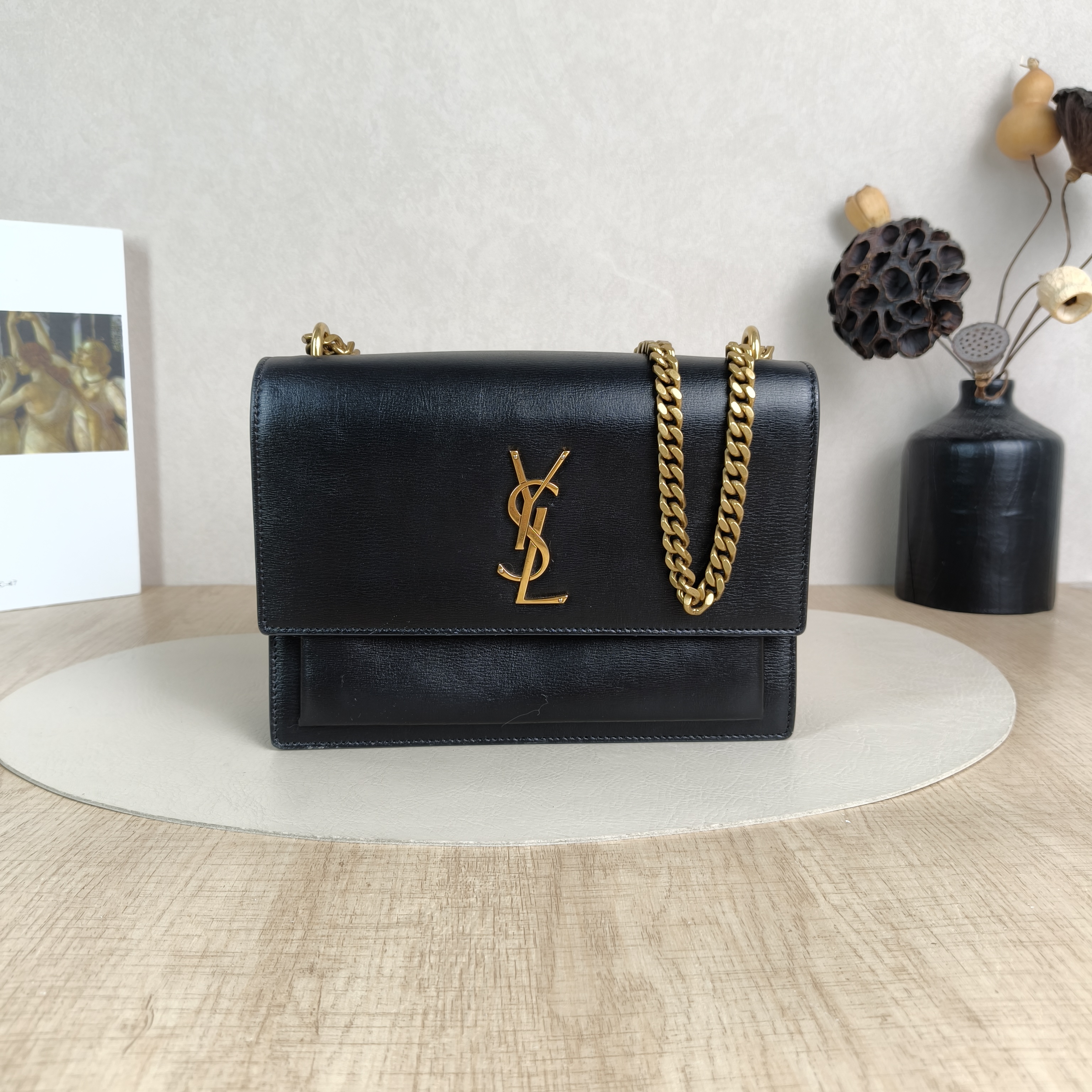 SAINT LAURENT Crossbody Bag SUNSET Black Calfskin Medium22 × 6.5 × 16 cm Leather Tag