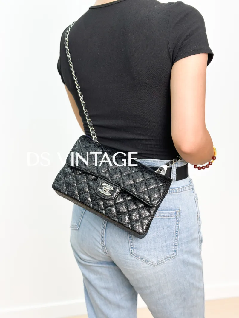 Chanel Crossbody Bag Classic Flap CF Black Grained Calfskin Small 23 × 6 × 14.5 cm Conditioned — on-model view 3 of 4