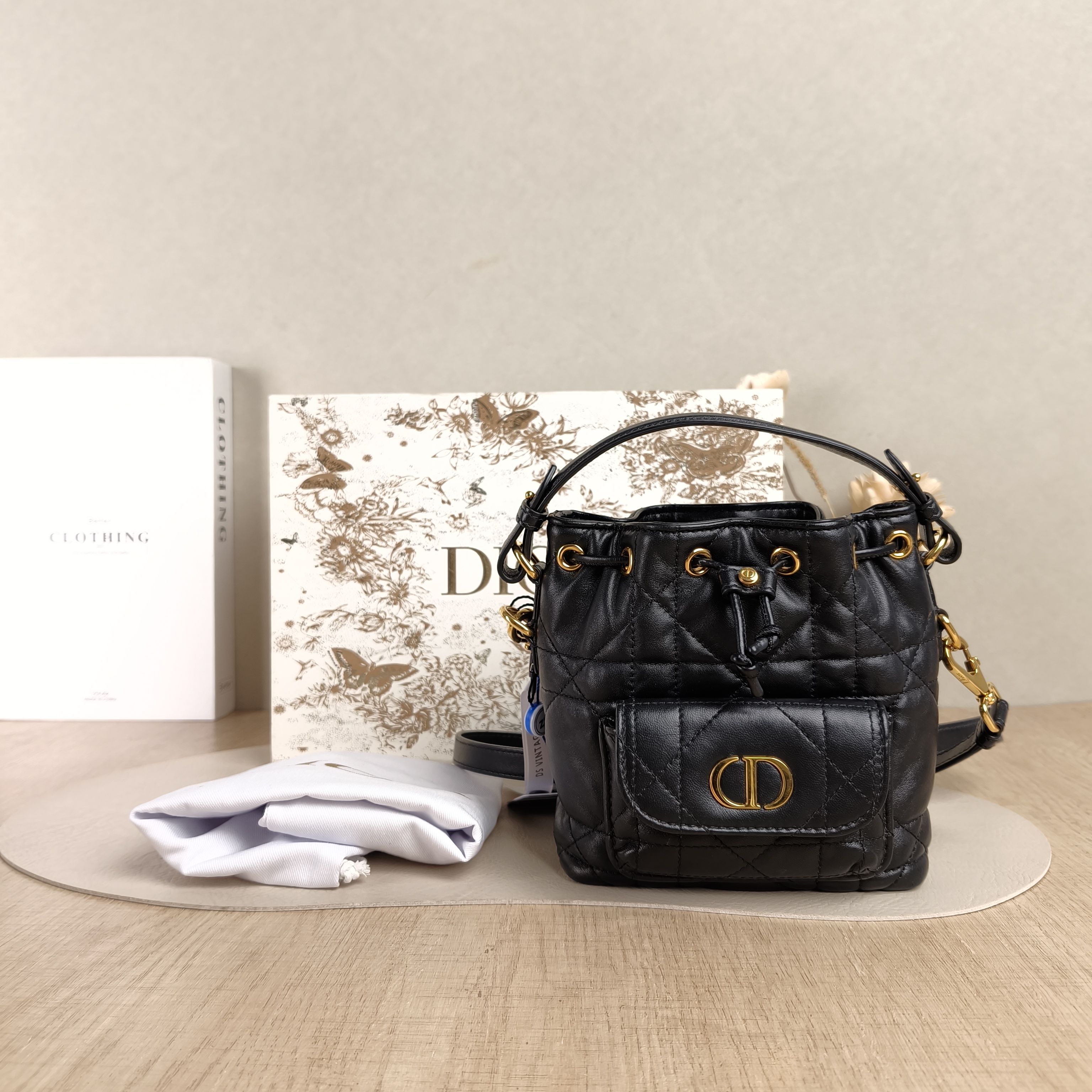 DIOR Crossbody Bag Caro Bucket Bag Black Lambskinmini14 × 7 × 15 cm — cover view 5 of 6
