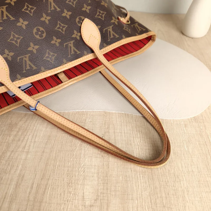 Louis Vuitton Shoulder Bag Monogram PVC Medium 31 × 14 × 28 cm — detail view 6 of 11