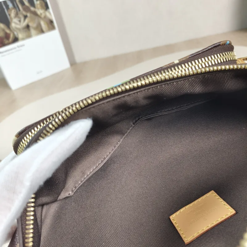 Louis Vuitton Belt Bag Rush Belt Bag Tyler PVC One Size 30 × 8 × 15 cm — detail view 5 of 9