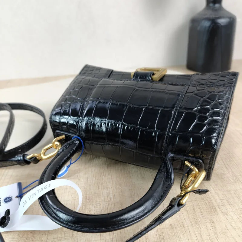 BALENCIAGA Crossbody Bag Hourglass Hourglass Bag Black CC alfskin Mini 19 × 8 × 13 cm — detail view 4 of 13