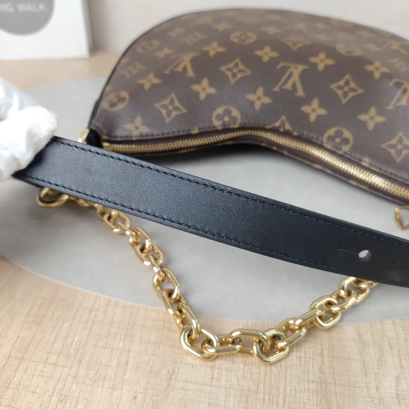 Louis Vuitton Shoulder Bag COOKIE Monogram PVC BB 28.5 × 5 × 19 cm — detail view 1 of 13