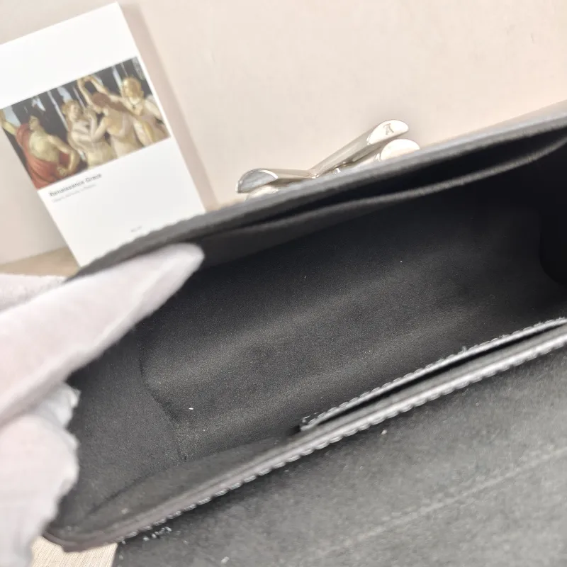 Louis Vuitton Crossbody Bag Twist Grey Calfskin Medium 23 × 9.5 × 17 cm — detail view 9 of 12
