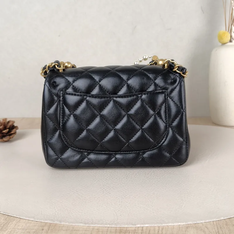 Chanel Crossbody Bag24p Pearl Black Lambskinmini17 × 5 × 12.5 cm — cover view 3 of 5