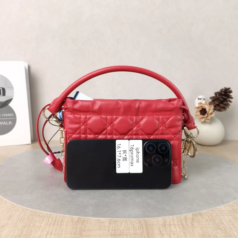 DIOR Crossbody Bag Lady Milly Chain Bag Red Lambskin mini19 × 5 × 13 cm — cover view 2 of 5