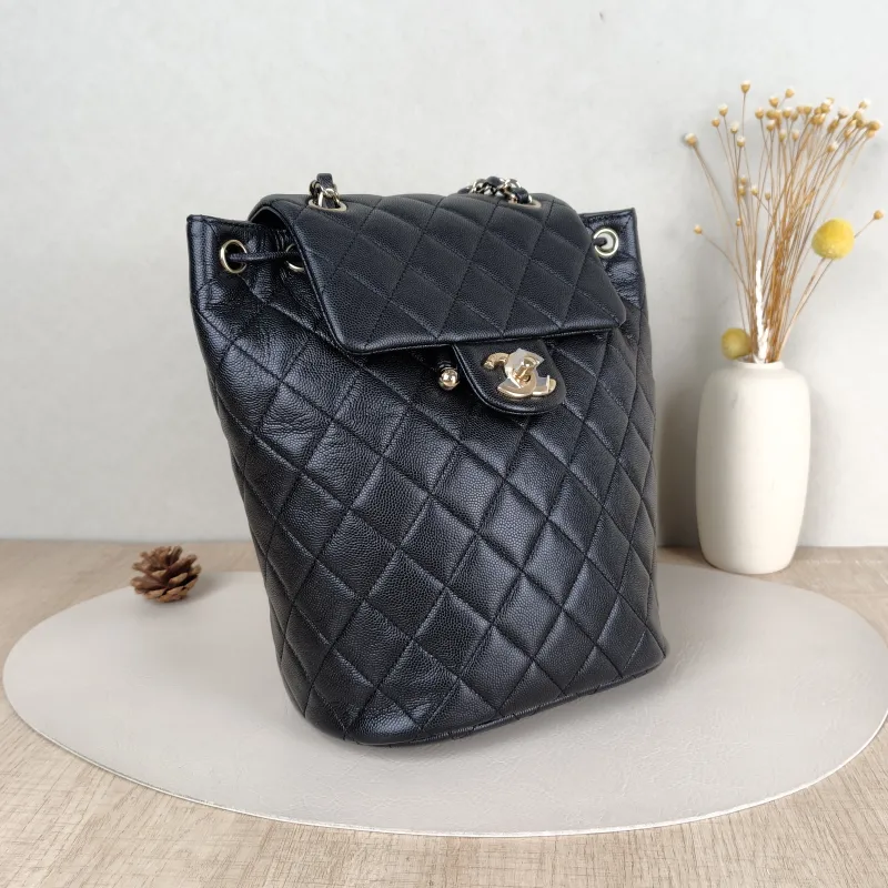 Chanel Backpack Backpack Black Grained Calfskin Large20 × 12 × 25 cm — cover view 3 of 5
