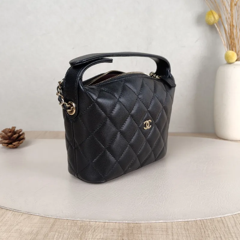 Chanel Crossbody Bag Crossbody Bag Black Grained Calfskin One Size 15.5 × 6 × 12 cm — cover view 3 of 5