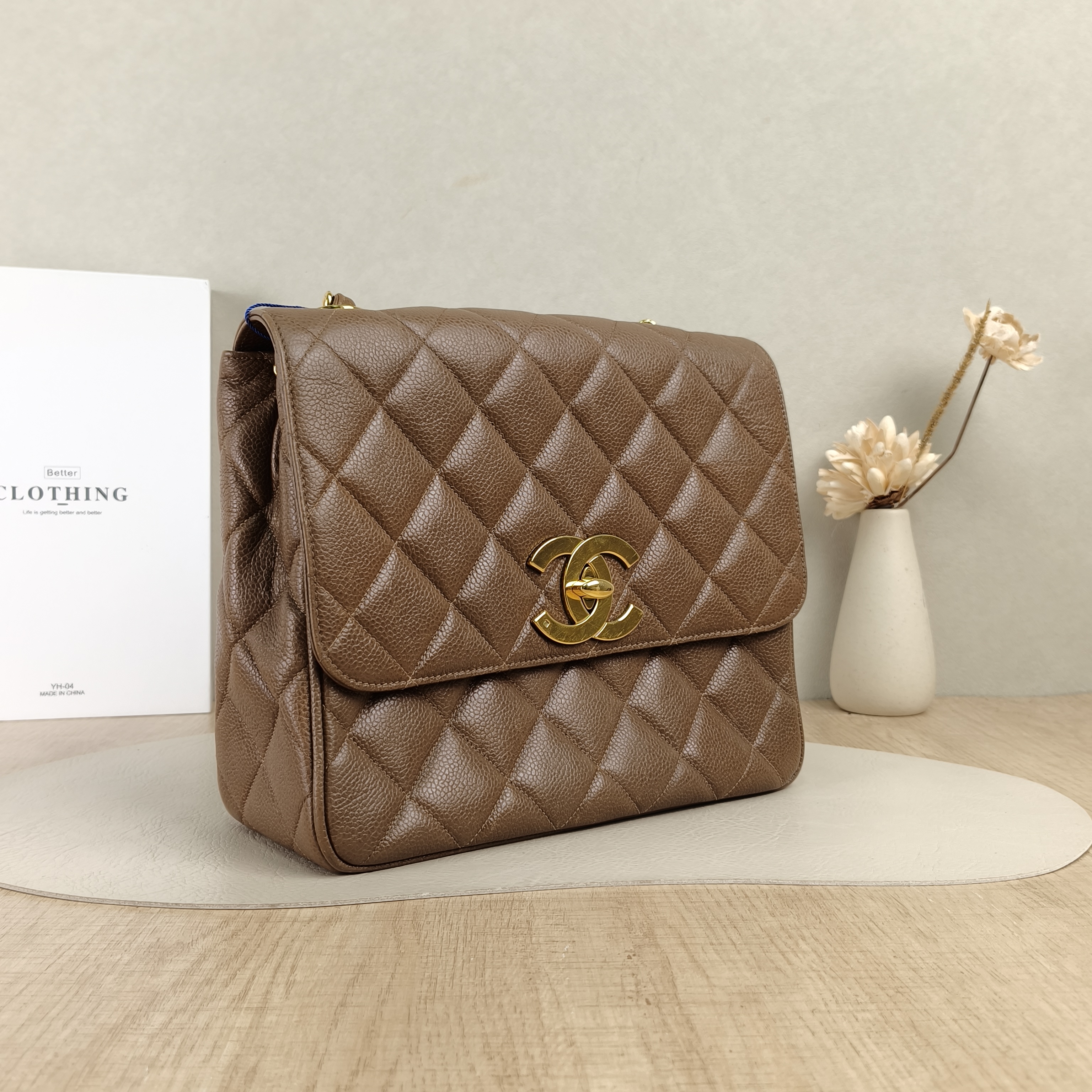 Chanel Shoulder Bag Brown Grained Calfskin One Size24 × 8 × 21 cm — cover view 2 of 5