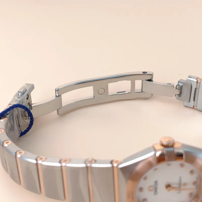 OMEGA Watch Collection Watch One Size25 — cover view 3 of 10