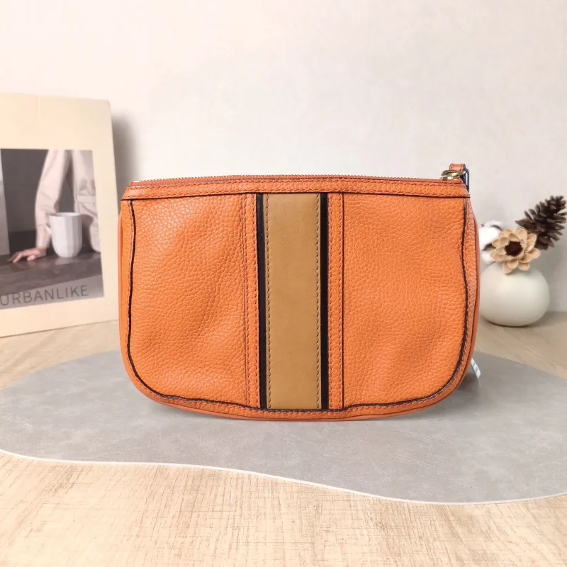 BURBERRY Clutch Clutch Calfskin One Size 24*17 — cover view 4 of 5