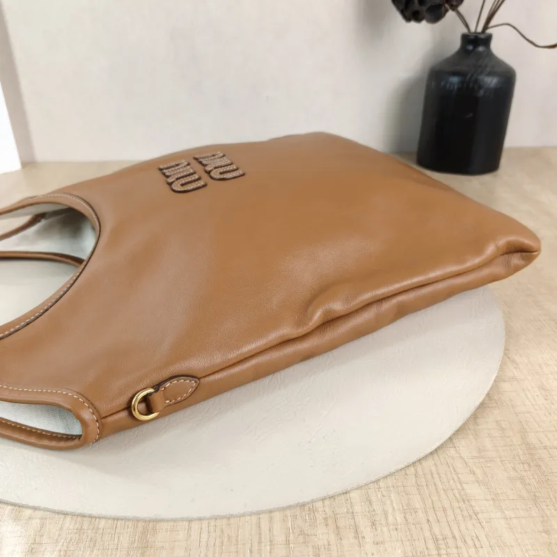 Miumiu Shoulder Bag IVY Tote Shopping Tote CC alfskin Medium 35*40 — detail view 9 of 10