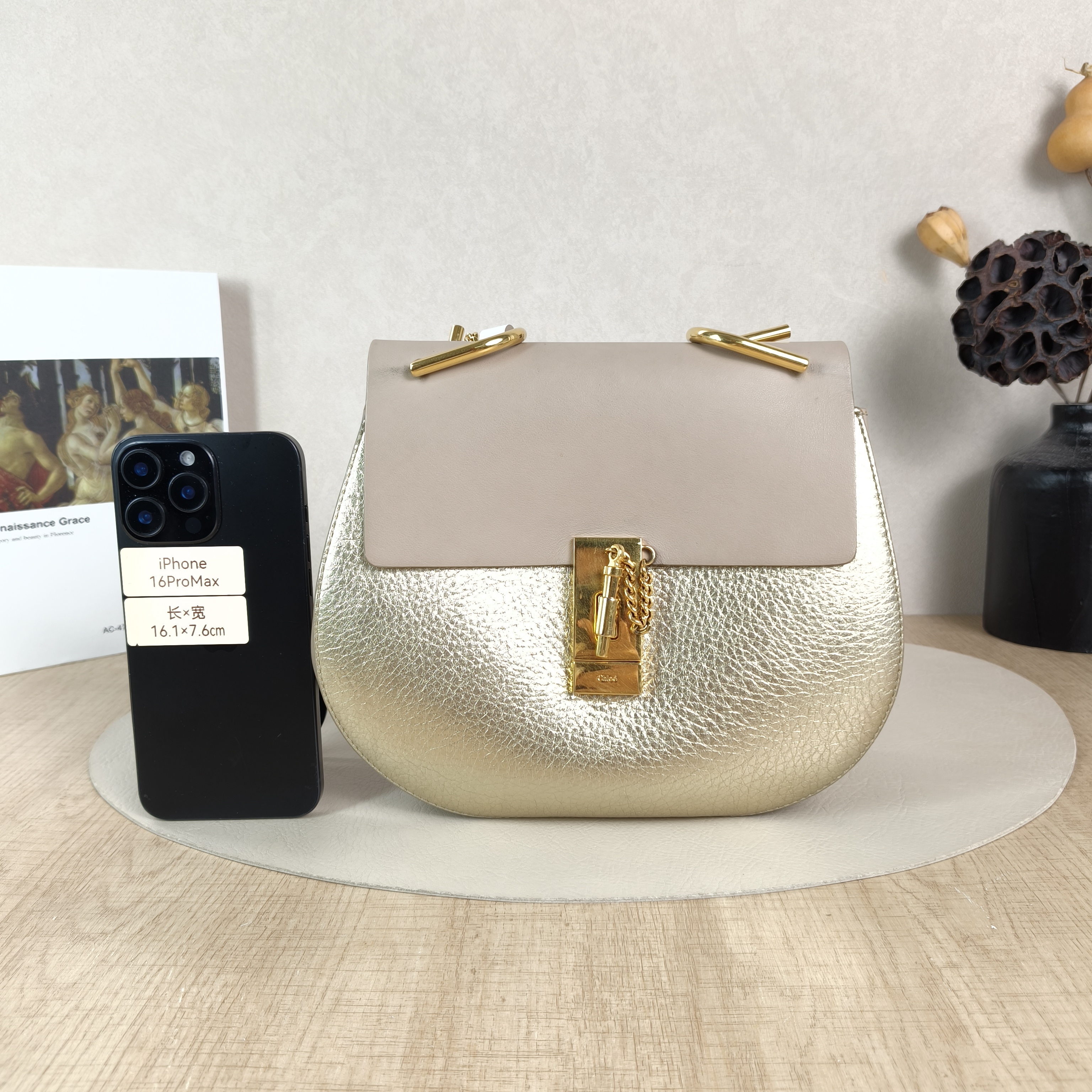 Chloé Crossbody Bagdrew Gold Calfskin One Size23 × 7.5 × 19 cm — cover view 4 of 5