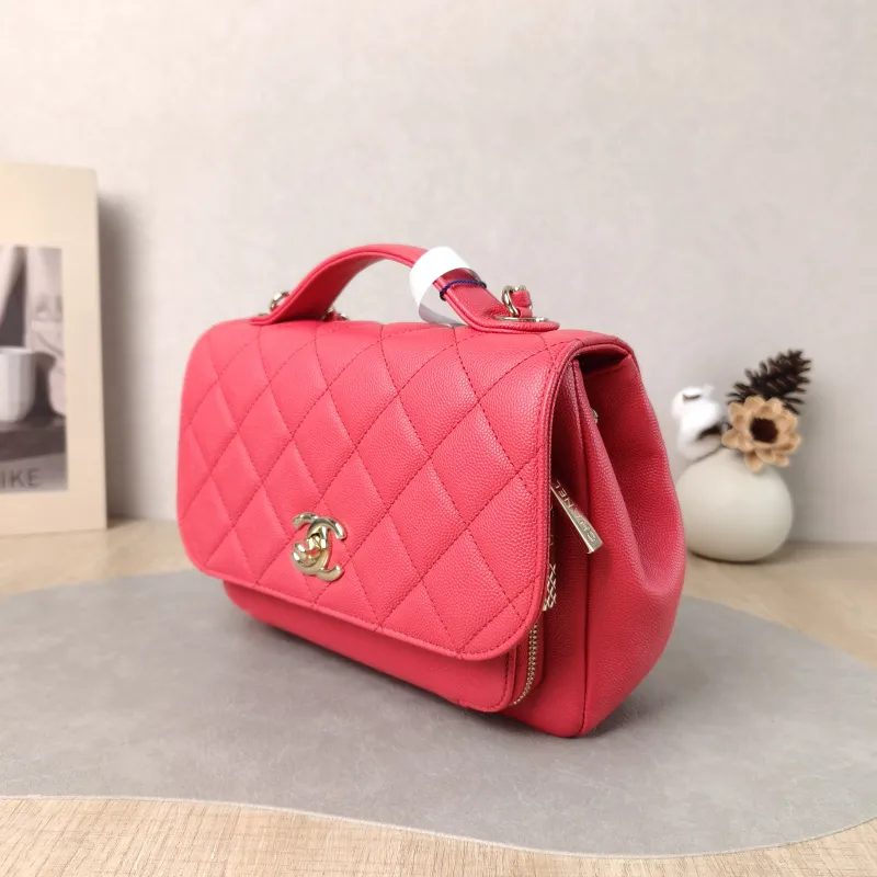 Chanel Crossbody Bag affinity Messenger Bag Red Grained Calfskin Medium 22 × 9.5 × 16 cm 25 — cover view 4 of 6
