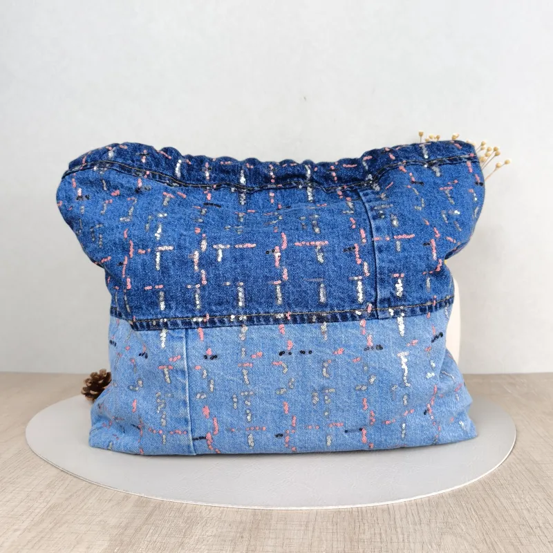Chanel Shoulder Bag 22Bag Blue Colorblock Medium 39 × 8 × 42 cm — cover view 3 of 5