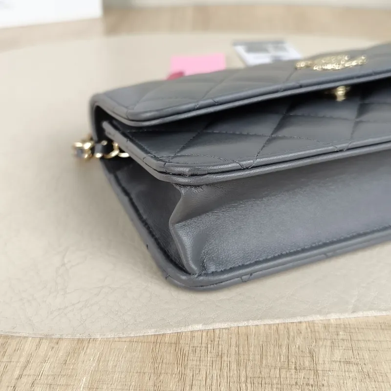Chanel Crossbody Bag woc Dark Grey Lambskin Mini 17 × 4 × 10 cm — detail view 2 of 12