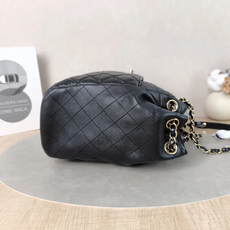 Chanel Crossbody Bag Bucket Bag Black Lambskin One Size23 × 11 × 23 cm — detail view 1 of 11