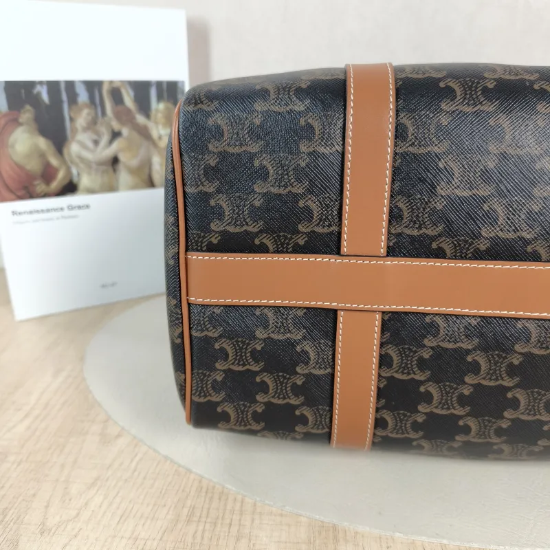 CELINE Crossbody Bag Monogram PVC Large 31 × 17 × 20 cm — detail view 5 of 11