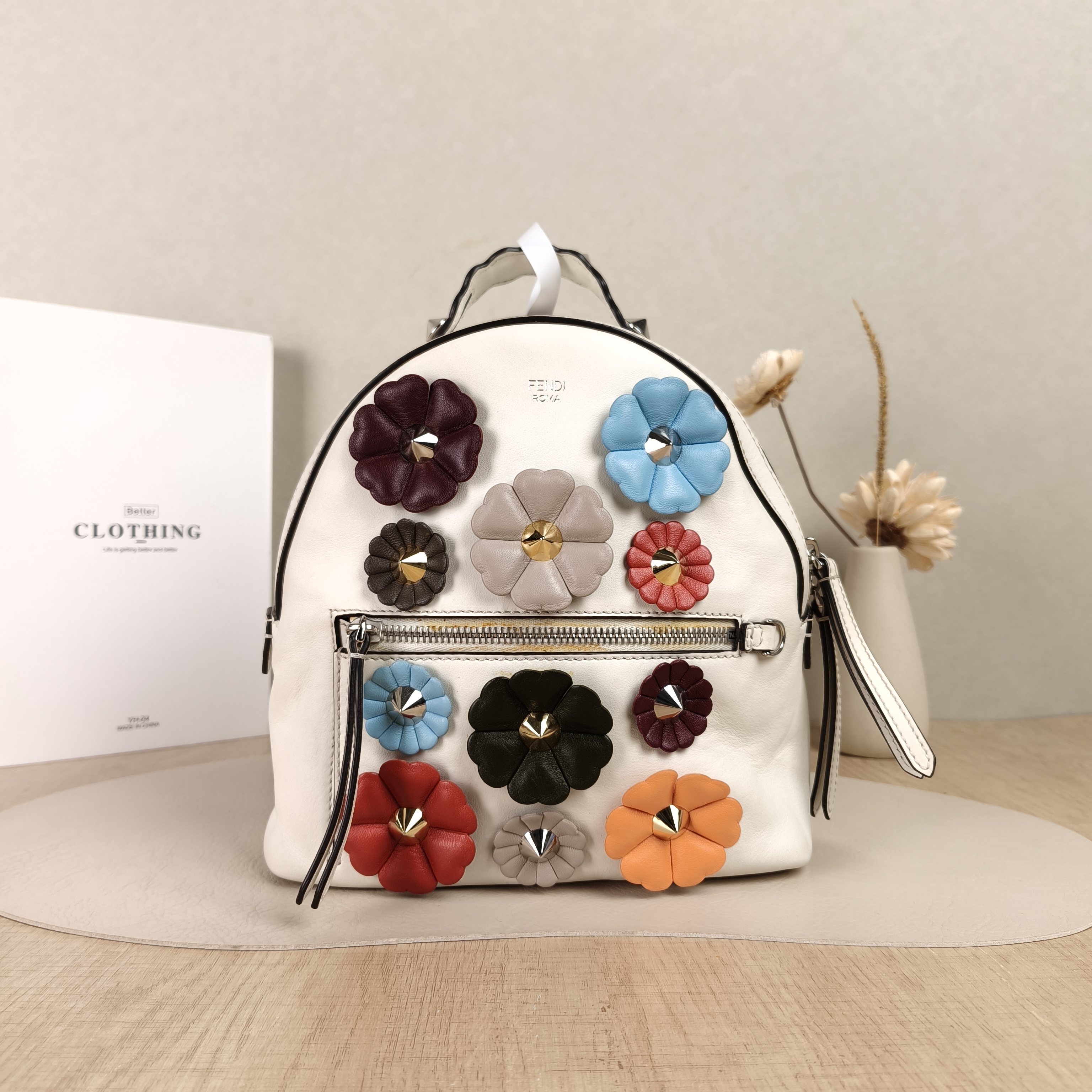 FENDI Backpack Backpack White Calfskin One Size21 × 20 × 21 cm