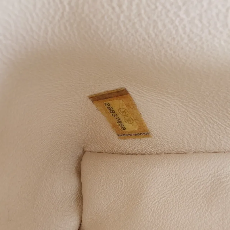 Chanel Top Handle Bag Coco Handle​ Beige Grained Calfskin Small 24 × 10 × 14 cm 26 — detail view 8 of 12