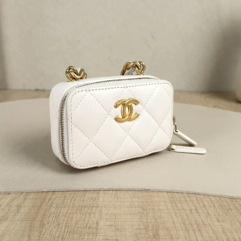 Chanel Crossbody Bag Camera Bag Box Crossbody Bag White Lambskin One Size11 × 4 × 7 cm — cover view 3 of 5