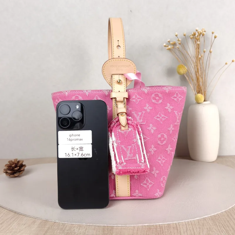 Louis Vuitton Top Handle Bag ALL IN BB Red BB 16 × 12 × 18 cm — cover view 2 of 5
