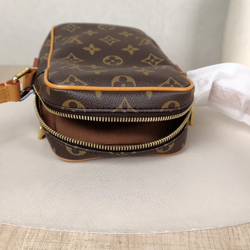 Louis Vuitton Crossbody Bag Amazone Camera Bag Monogram PVC One Size 13.5 × 8 × 20 cm — detail view 1 of 11