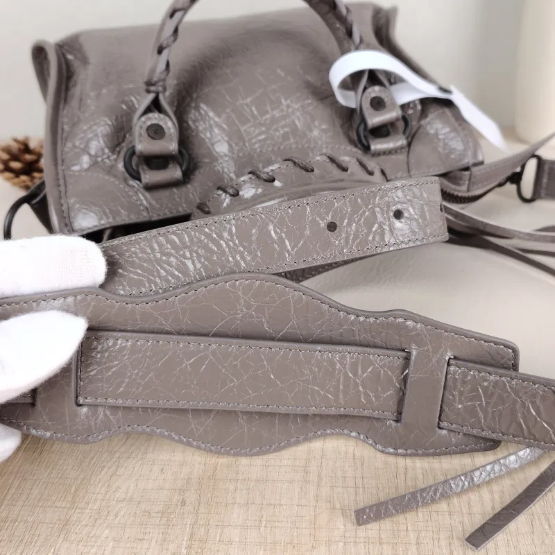 BALENCIAGA Crossbody Bag Classic City Brown Lambskin Mini 24 × 10 × 16 cm — detail view 5 of 11