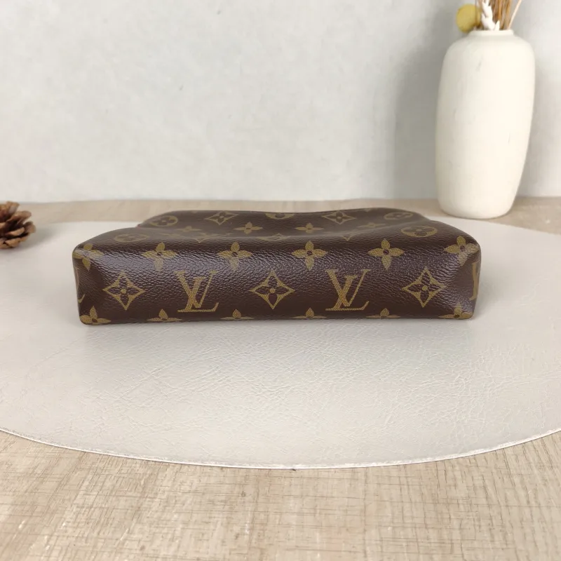 Louis Vuitton Crossbody Bag Pallas Cluth woc Red PVC One Size 23 × 5 × 13 cm — cover view 5 of 5
